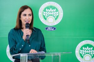 Vivian T. Dávila de Ford es exaltada al College of Fellows de PRSA - Noticias de panamá Periódico diario de Panamá Novedades